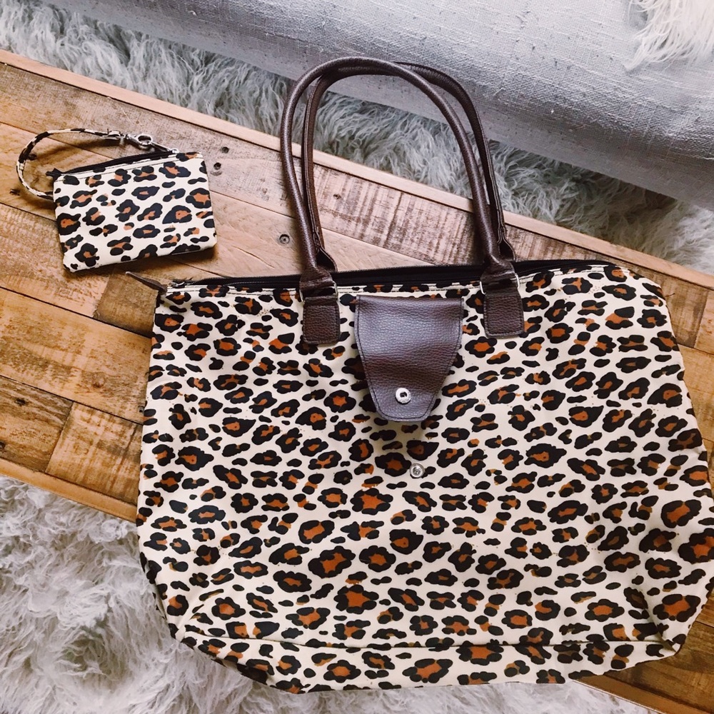 Leopard Print Tote Bag with Matching Wristlet